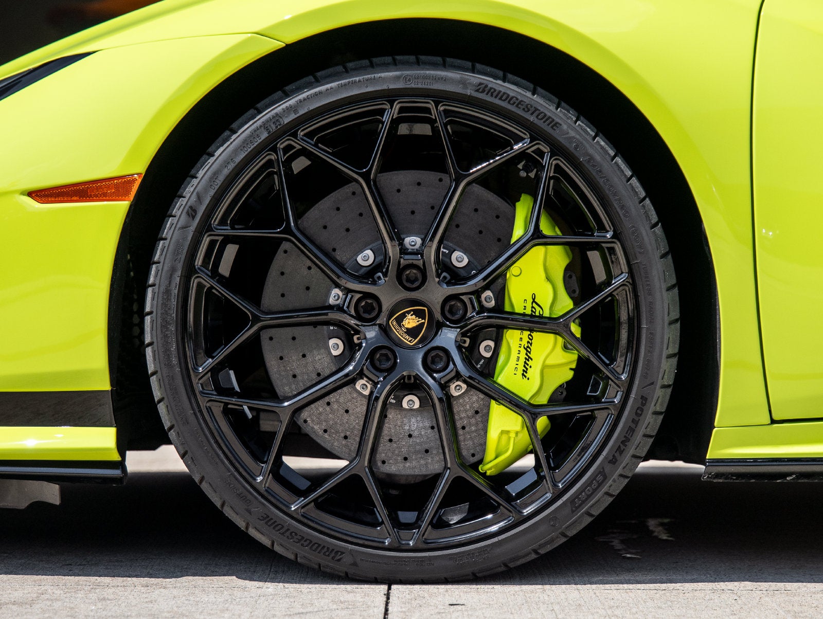 2024 Lamborghini Huracan Tecnica Base