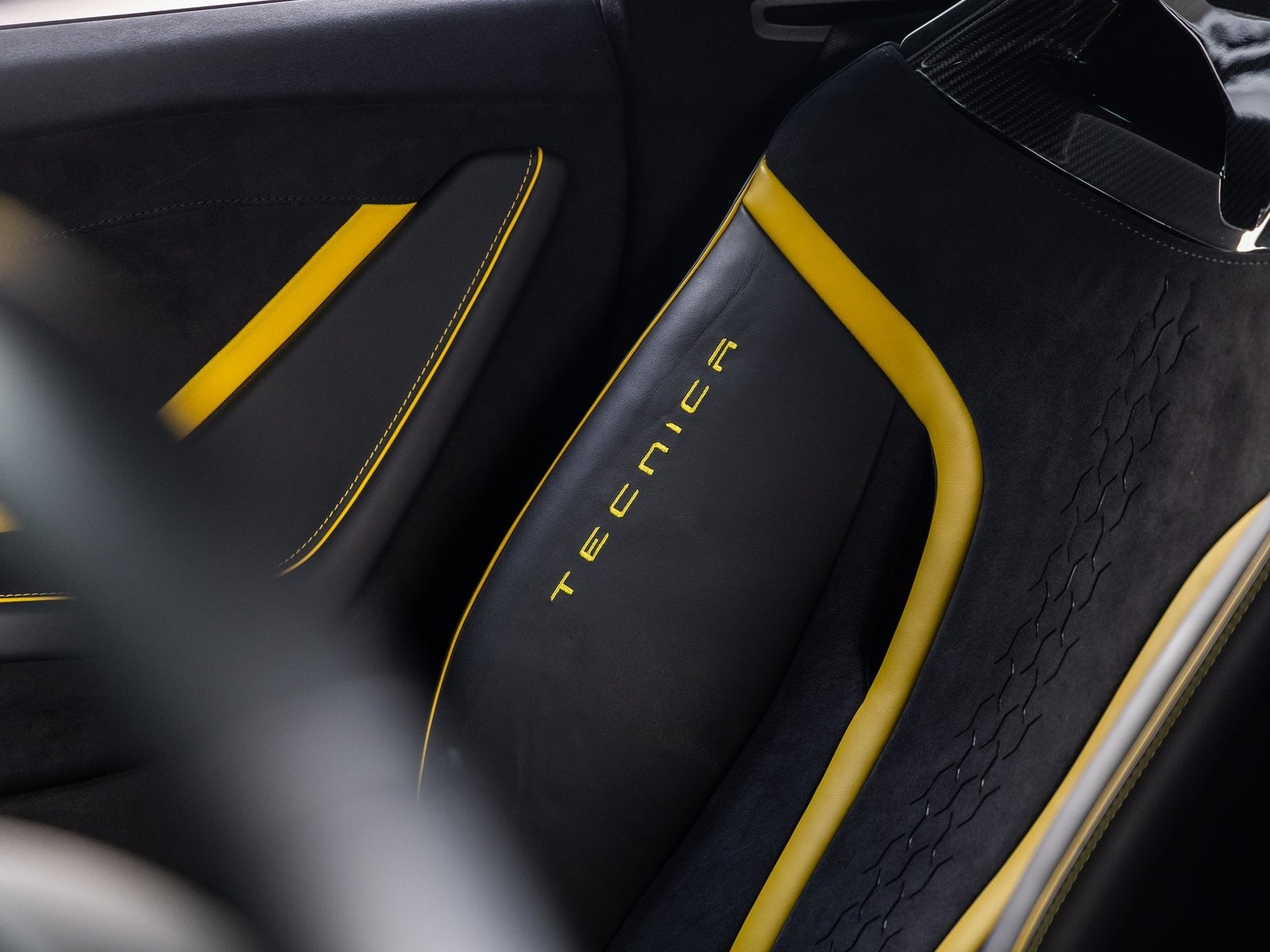 2023 Lamborghini Huracan Tecnica Base