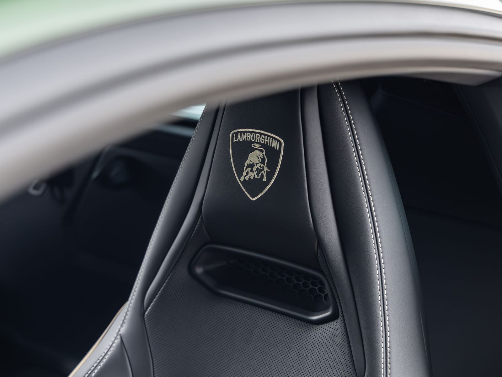 2026 Lamborghini Temerario Base