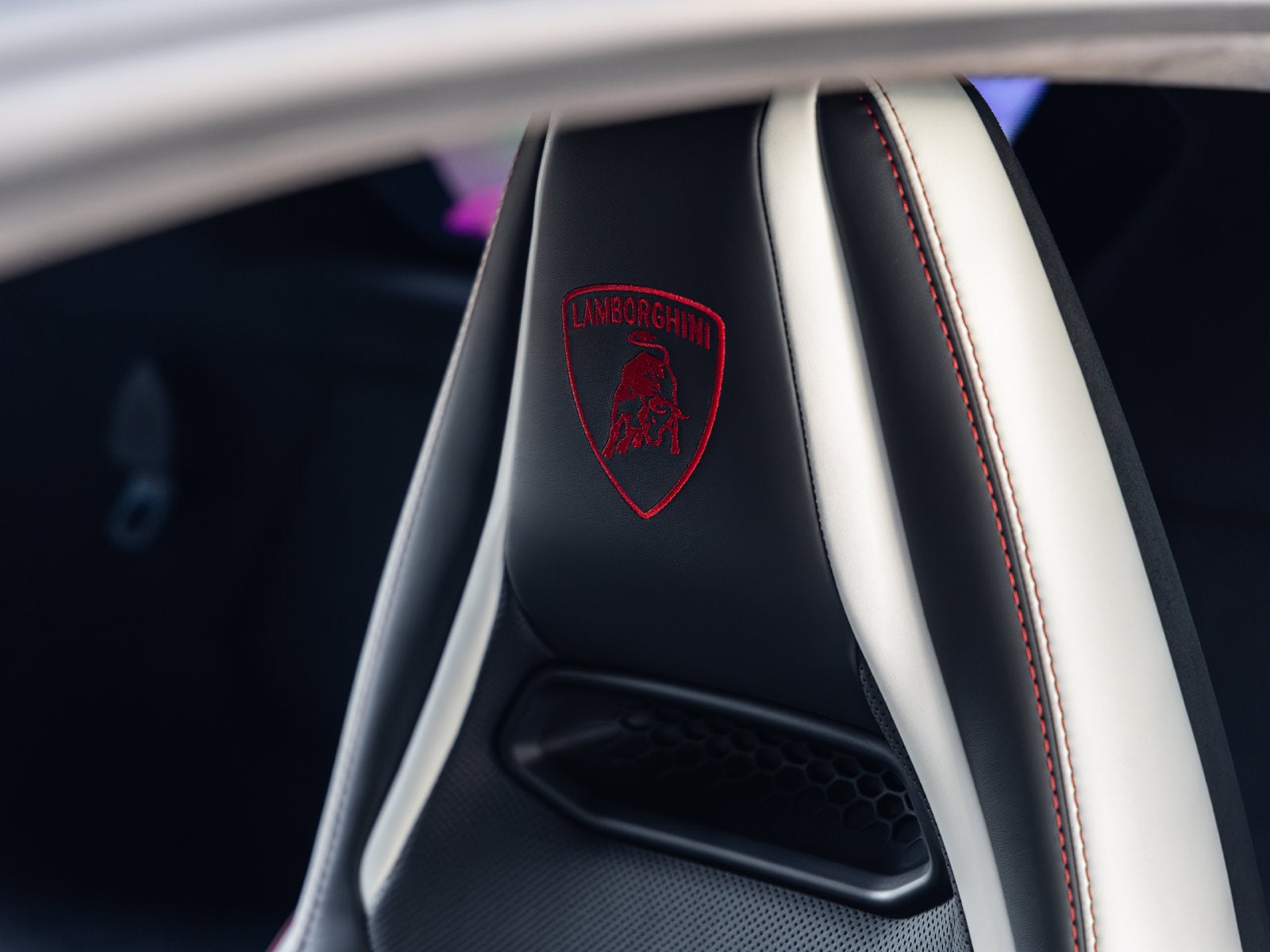 2026 Lamborghini Temerario Base