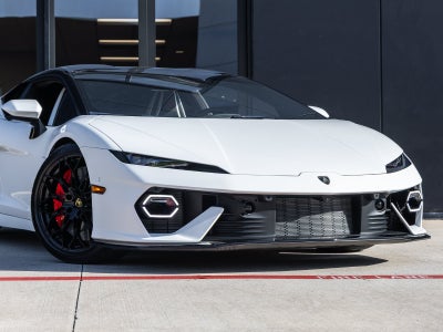 2026 Lamborghini Temerario Base