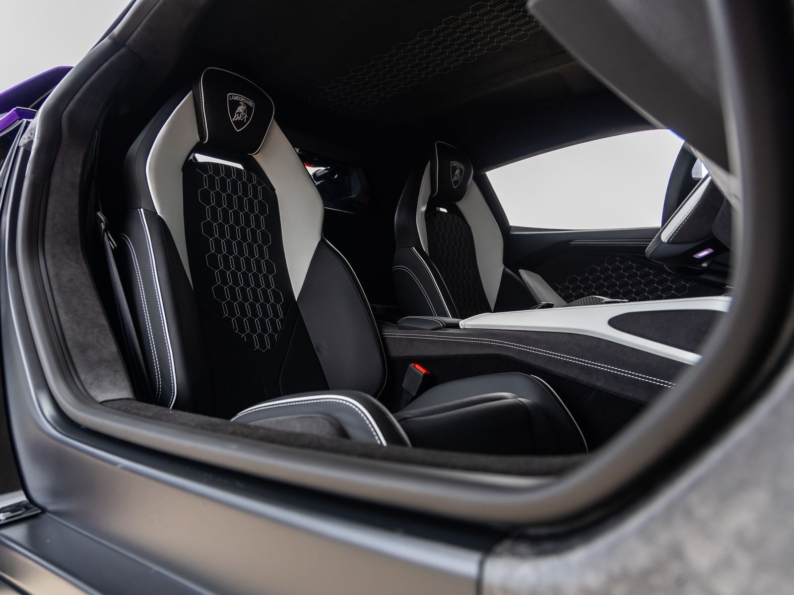 2026 Lamborghini Revuelto Base