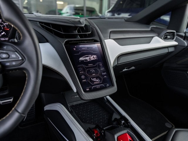 2025 Lamborghini Revuelto Base