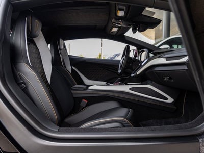 2025 Lamborghini Revuelto Base