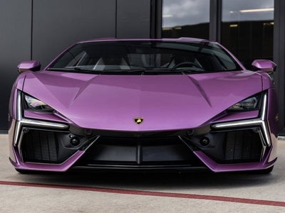 2025 Lamborghini Revuelto Base