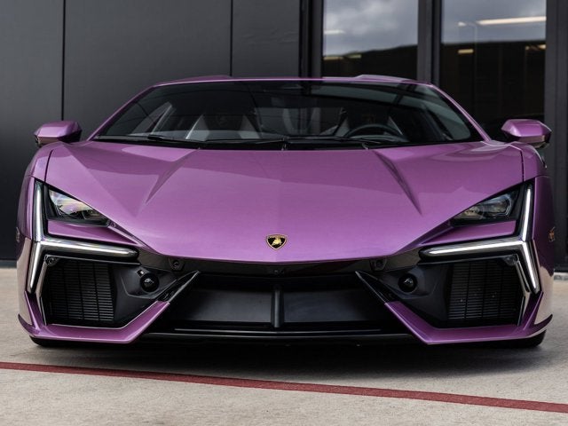 2025 Lamborghini Revuelto Base