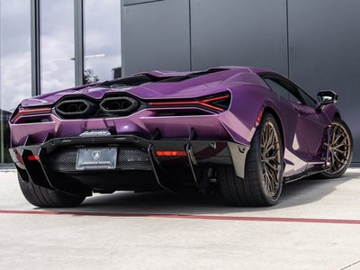 2025 Lamborghini Revuelto Base