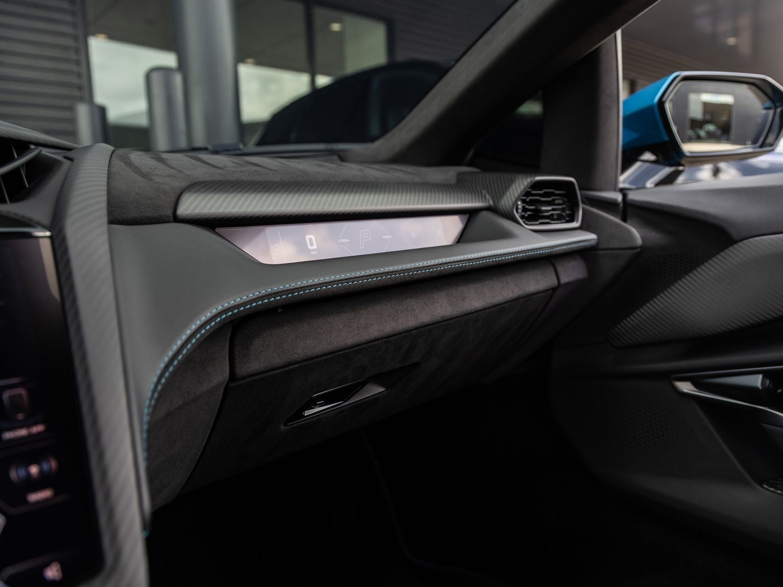 2025 Lamborghini Revuelto Base