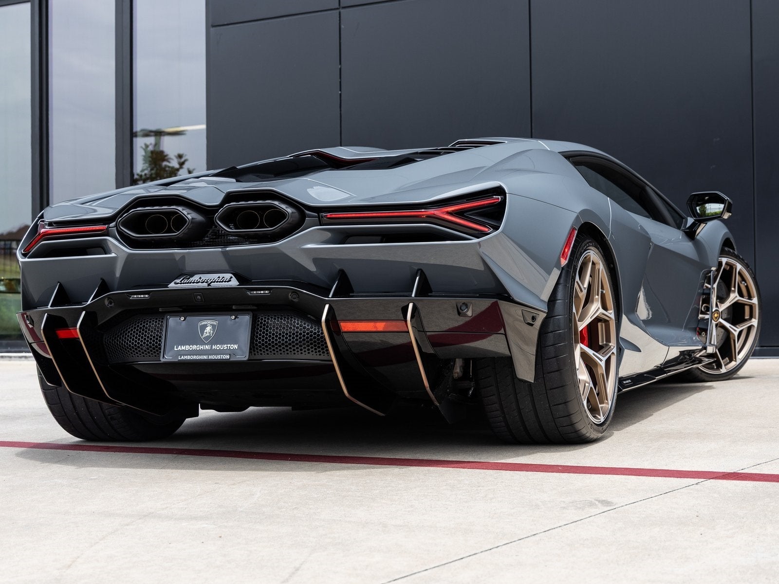 2024 Lamborghini Revuelto Base