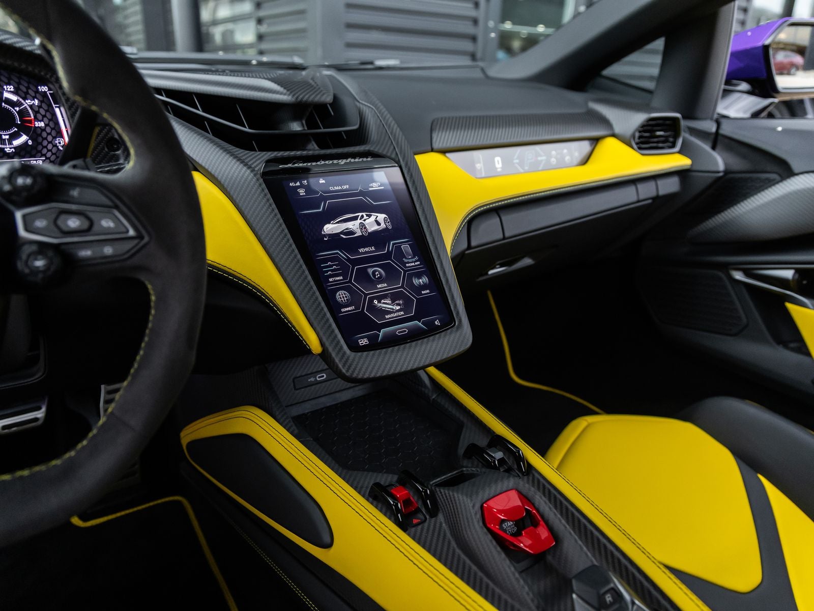 2025 Lamborghini Revuelto Base
