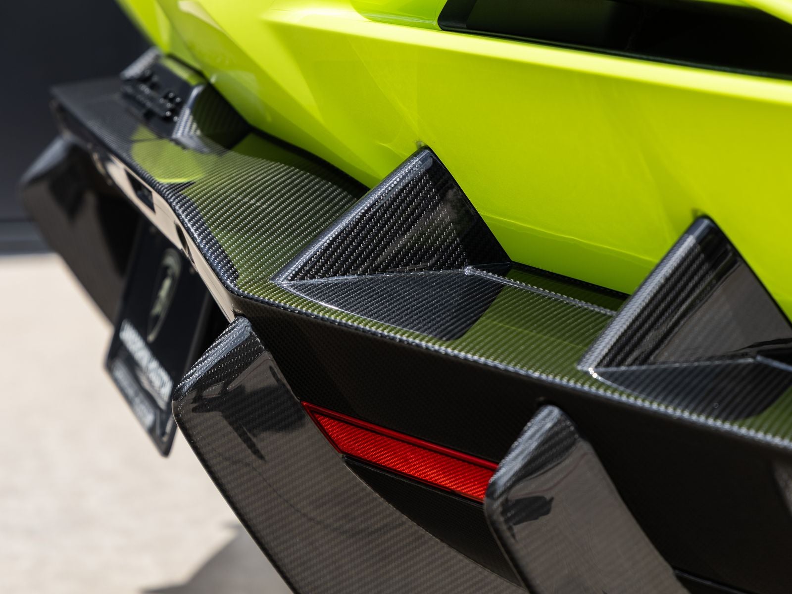 2025 Lamborghini Revuelto Base