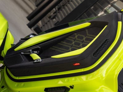 2025 Lamborghini Revuelto Base