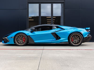 2026 Lamborghini Revuelto Base