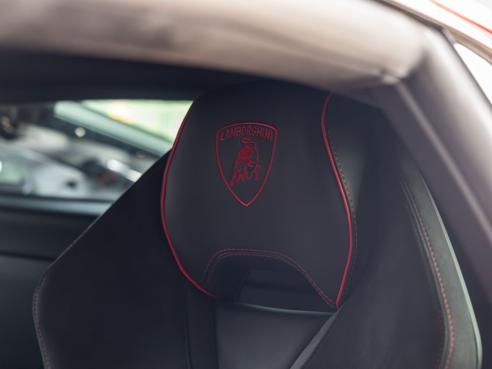 2023 Lamborghini Huracan EVO Base