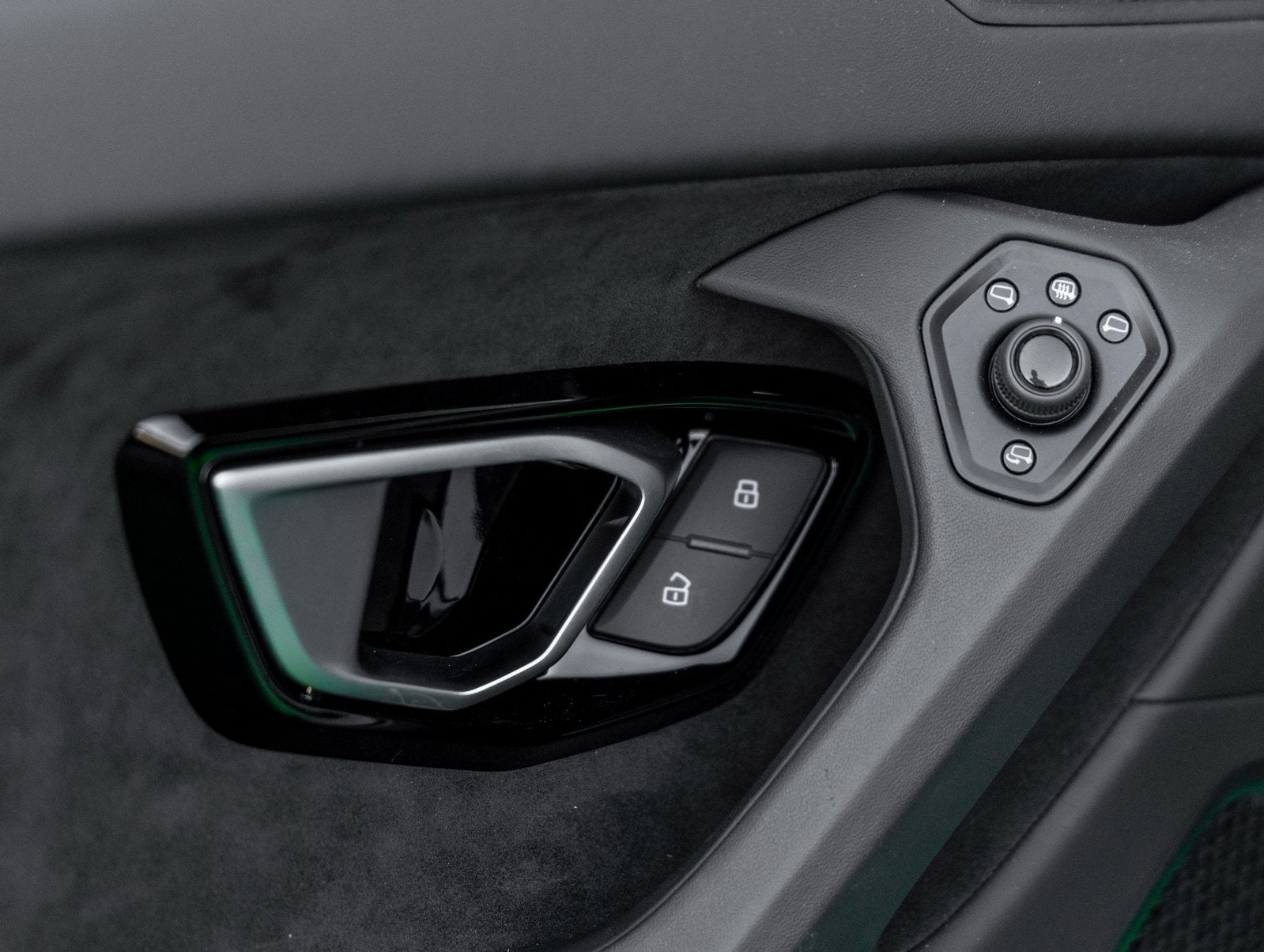 2023 Lamborghini Huracan EVO Base