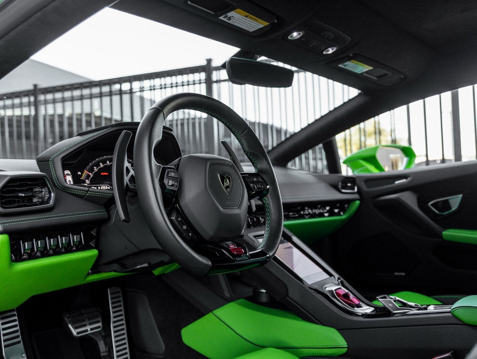 2023 Lamborghini Huracan EVO Base