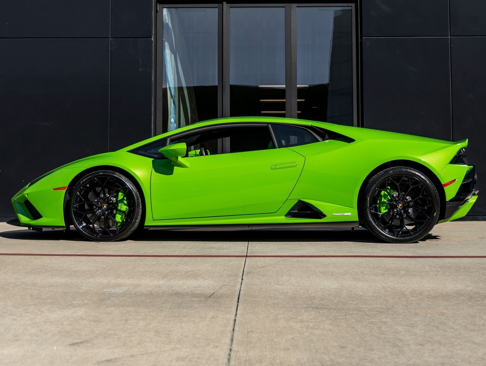 2023 Lamborghini Huracan EVO Base