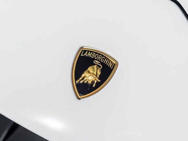 2023 Lamborghini Huracan EVO Base