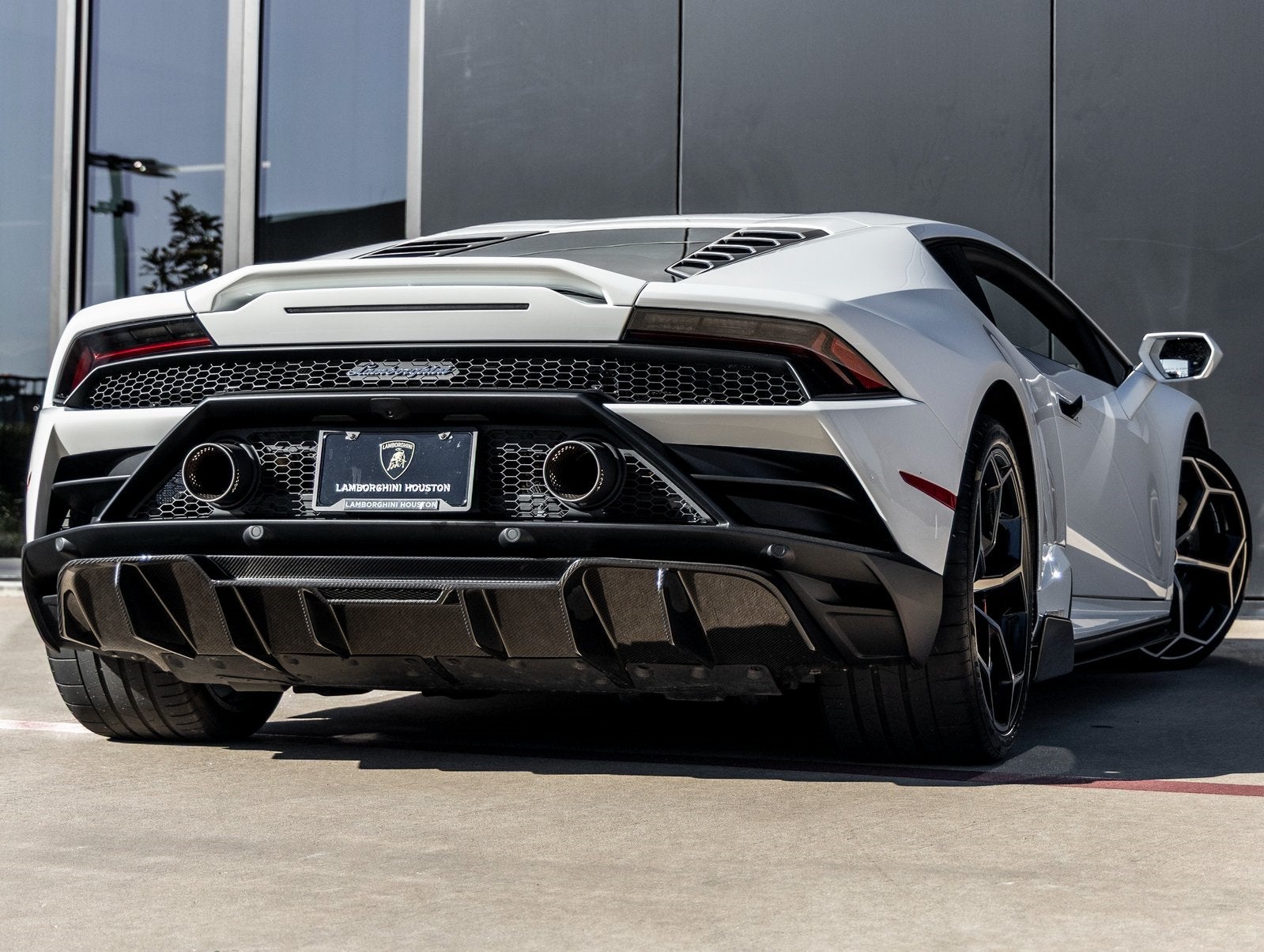 2023 Lamborghini Huracan EVO Base