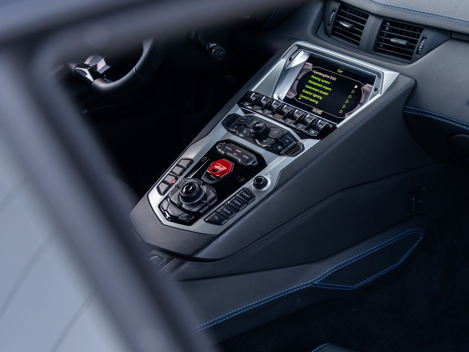 2018 Lamborghini Aventador S S