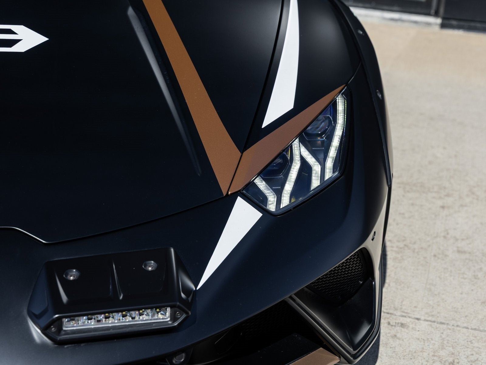 2024 Lamborghini Huracan Sterrato Base