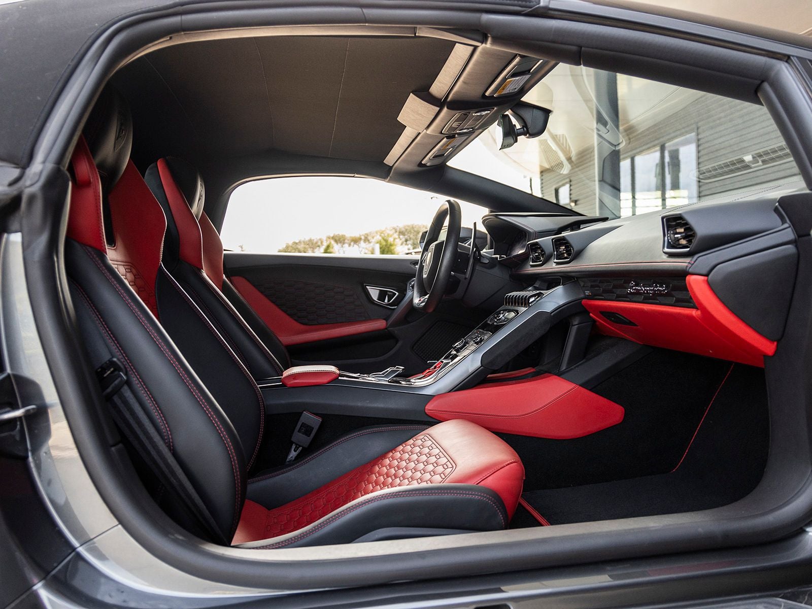 2019 Lamborghini Huracan LP580-2S