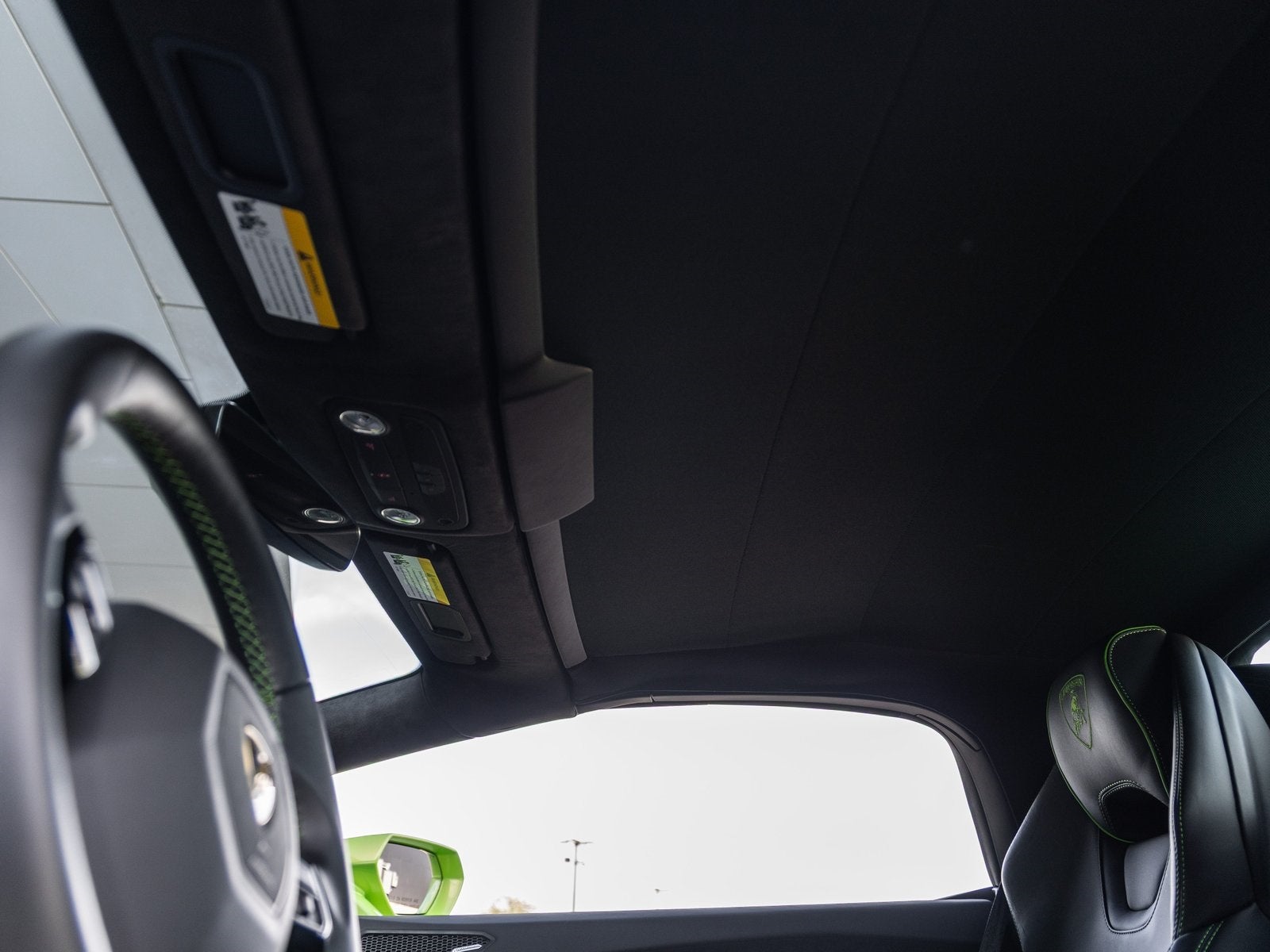 2023 Lamborghini Huracan EVO Base