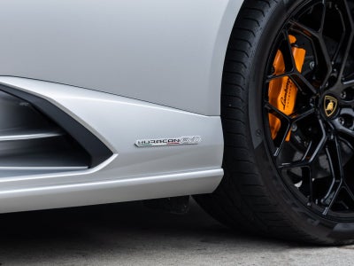 2023 Lamborghini Huracan EVO Base