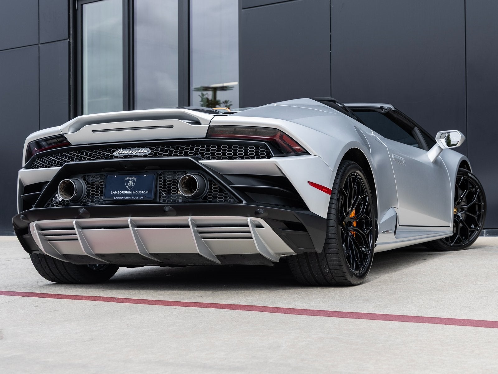 2023 Lamborghini Huracan EVO Base