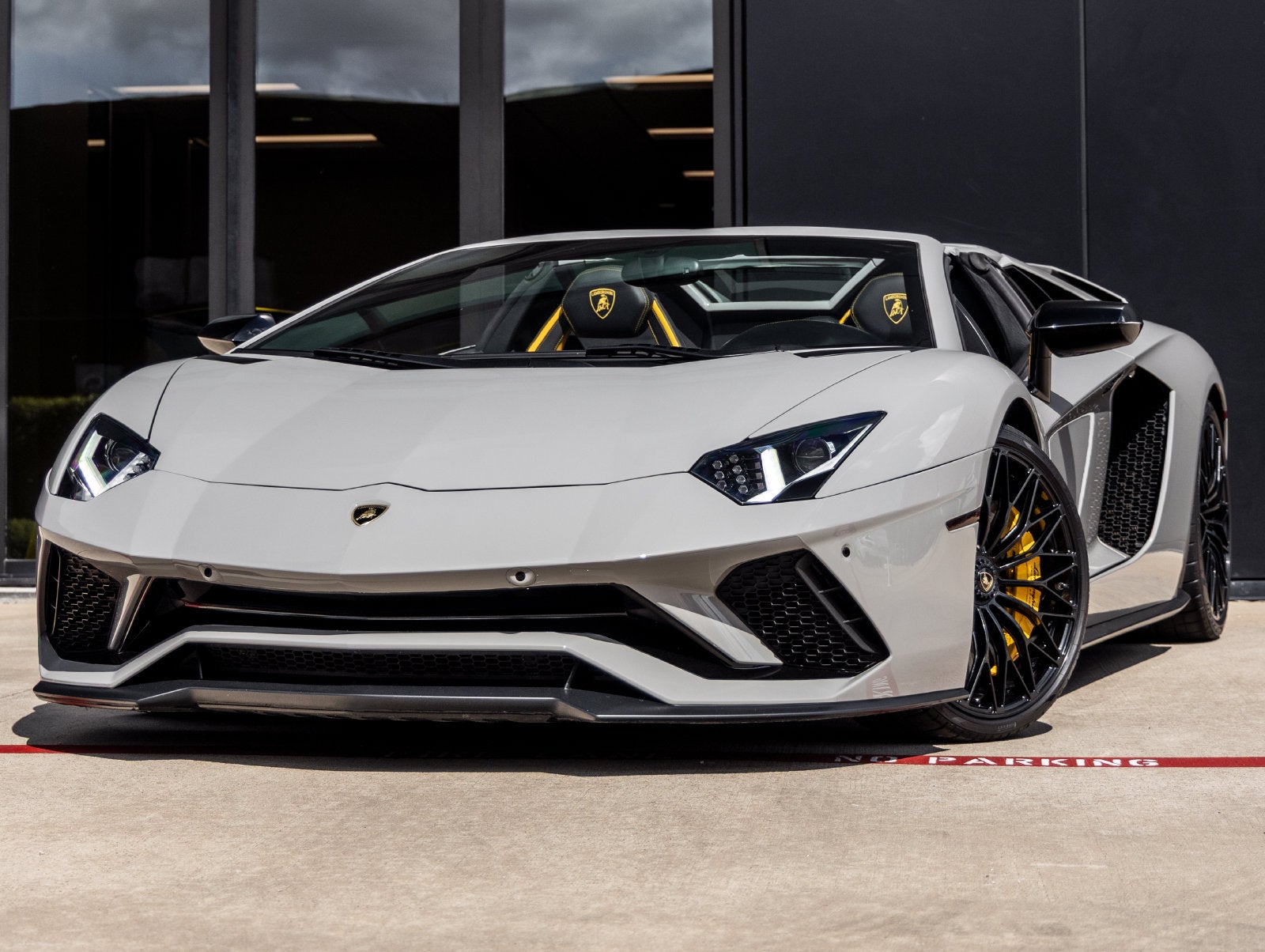 2019 Lamborghini Aventador S Base