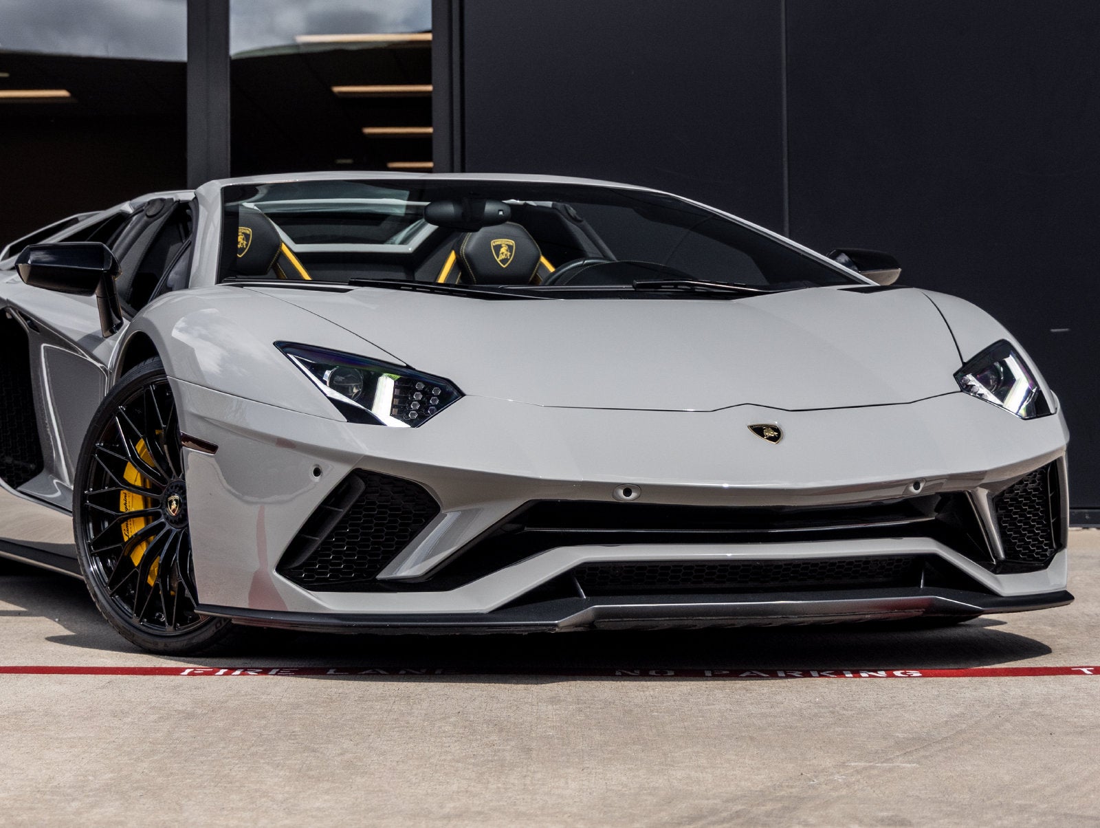 2019 Lamborghini Aventador S Base