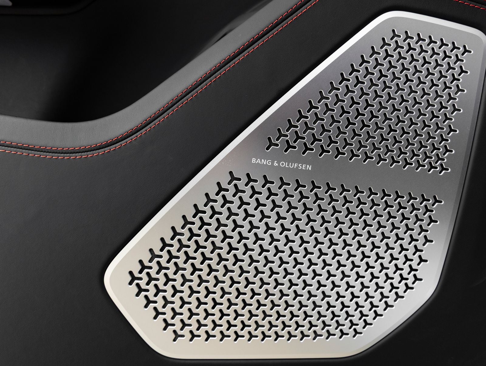 2020 Lamborghini Urus Base