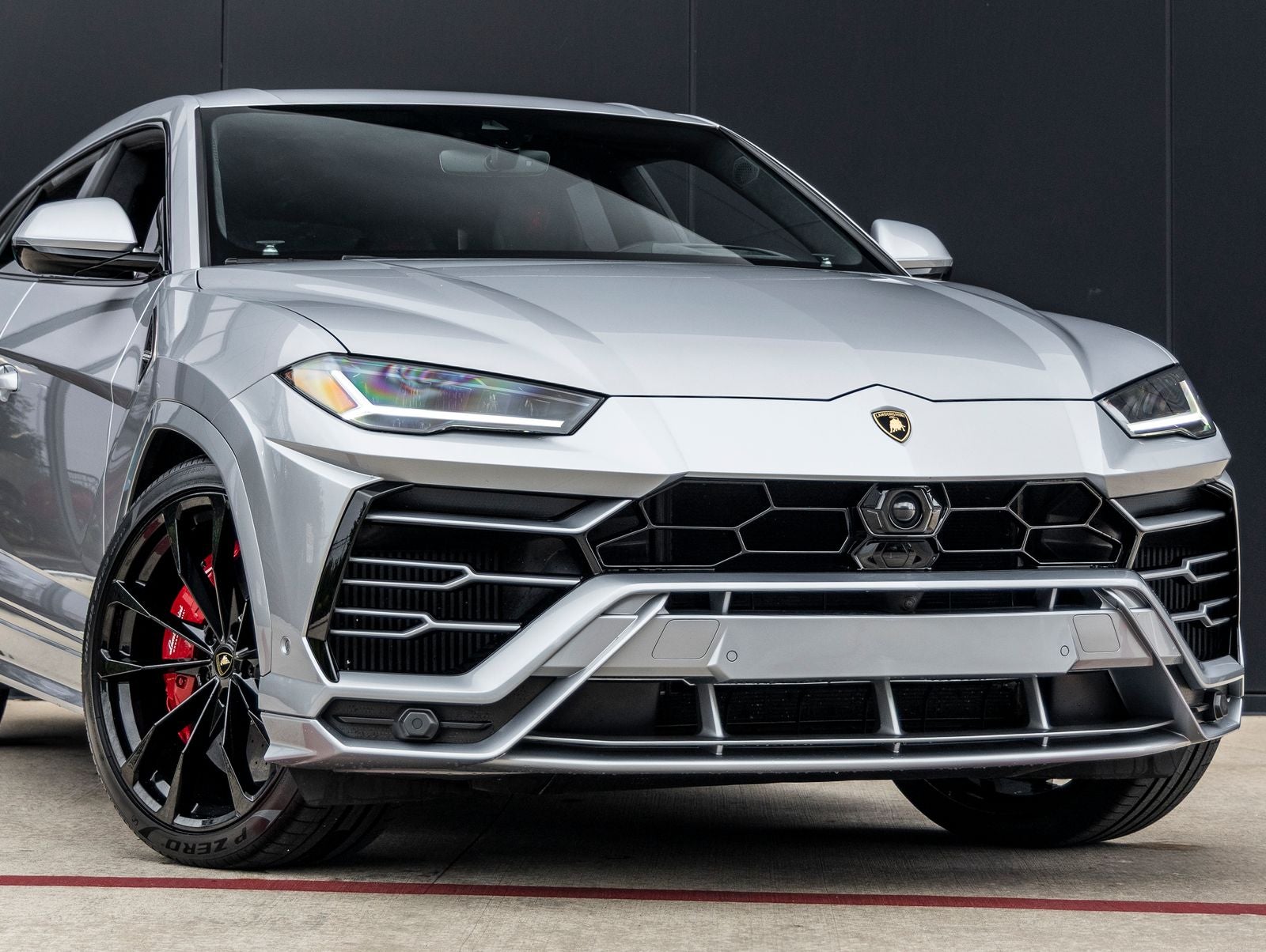 2020 Lamborghini Urus Base