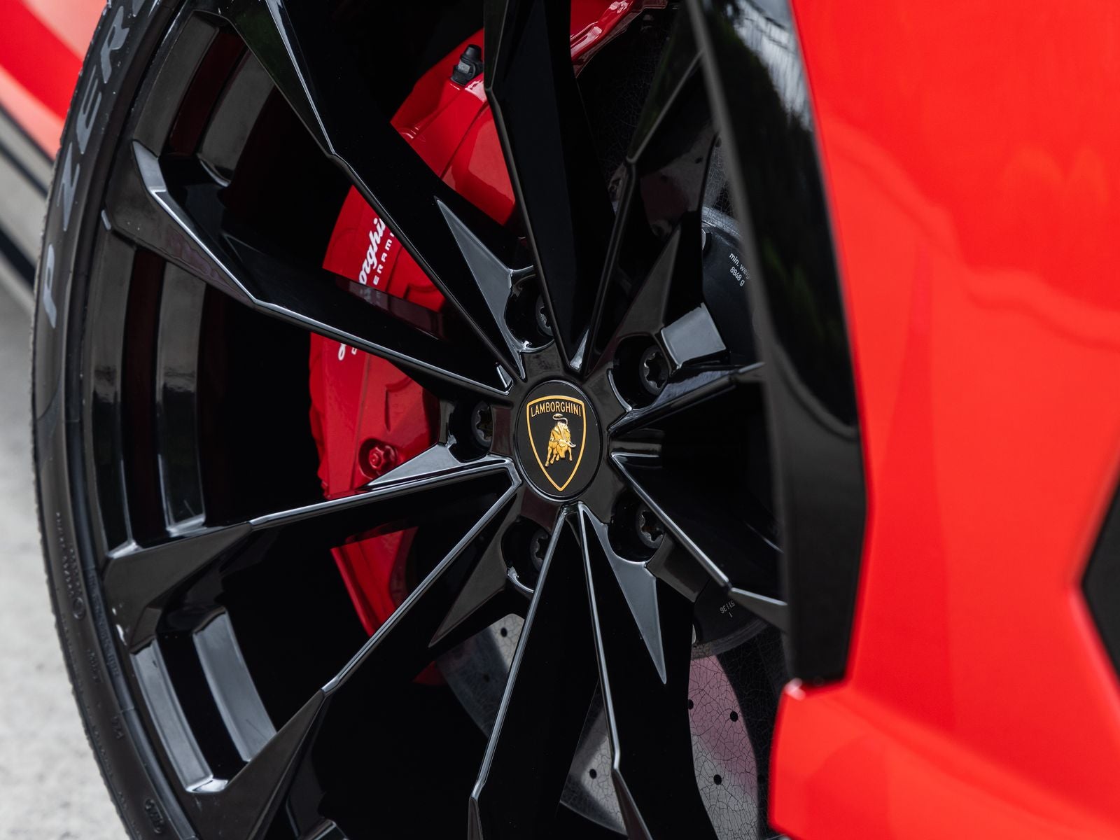 2022 Lamborghini Urus Base