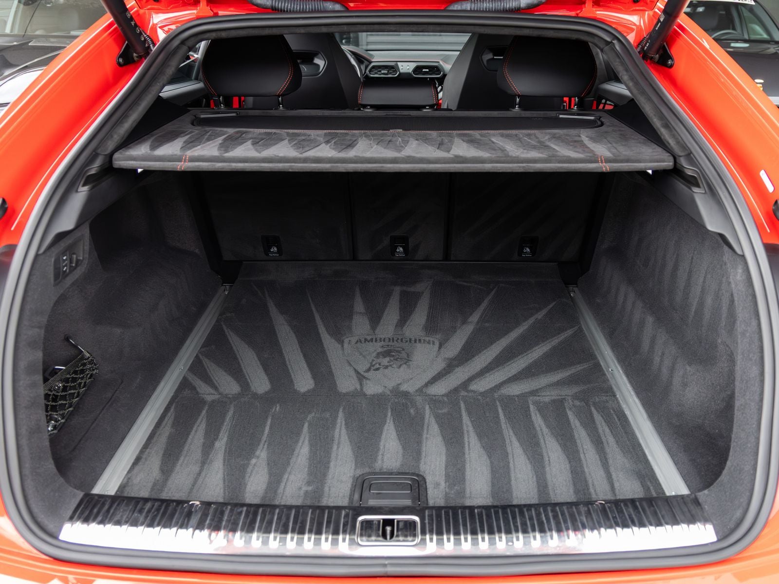 2022 Lamborghini Urus Base