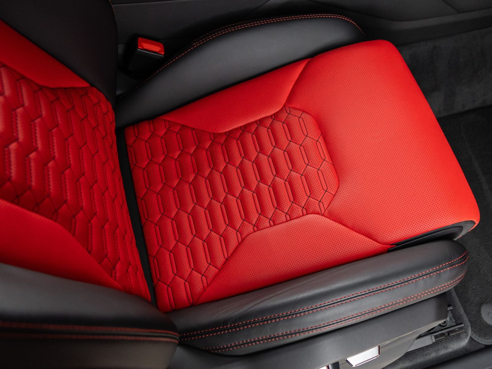 2022 Lamborghini Urus Base