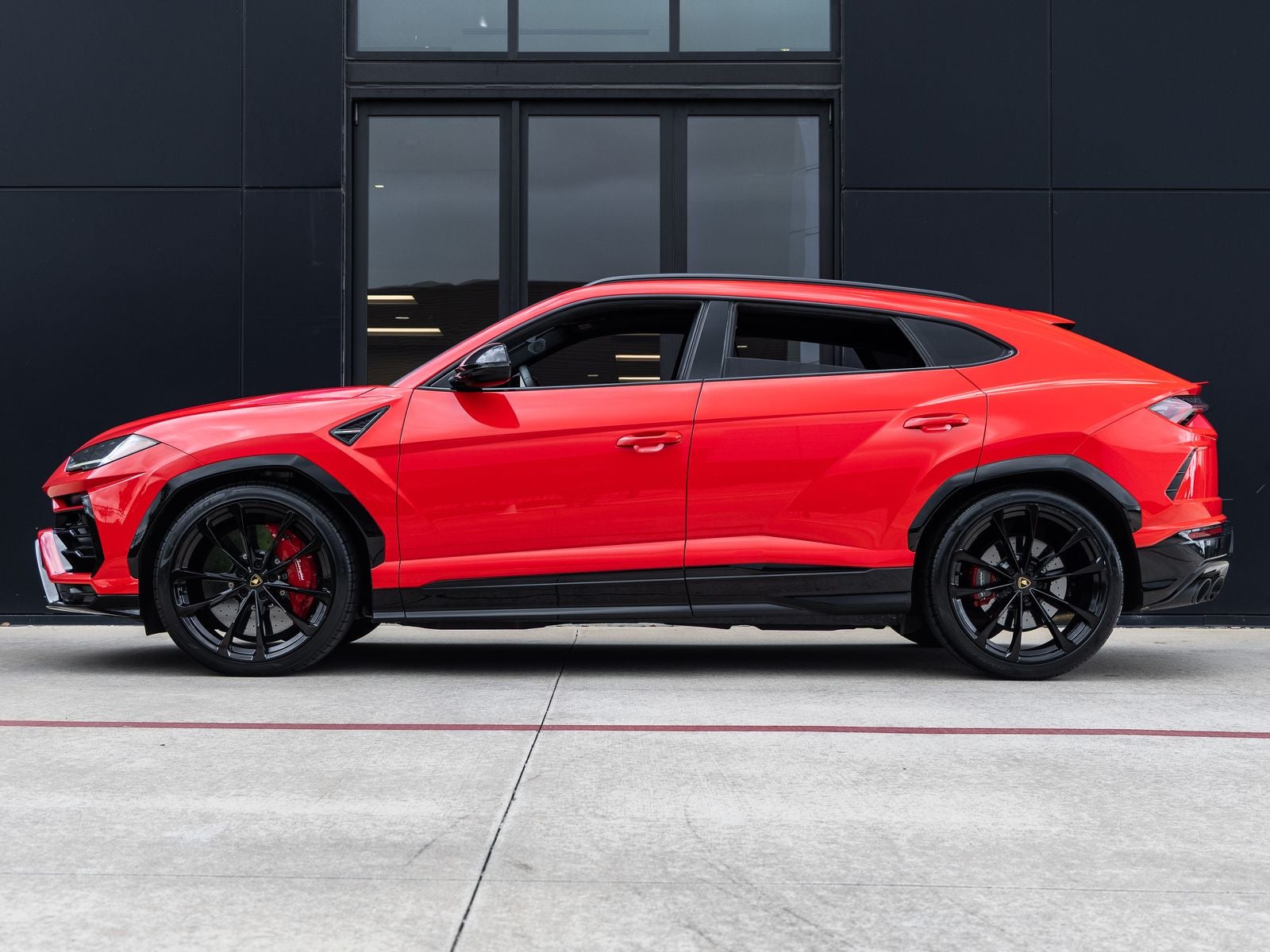 2022 Lamborghini Urus Base