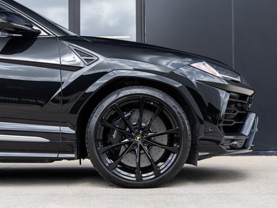 2019 Lamborghini Urus Base