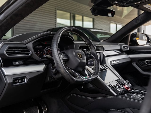 2019 Lamborghini Urus Base