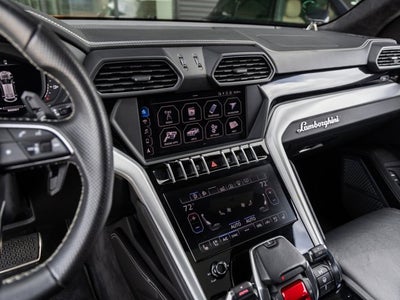 2019 Lamborghini Urus Base