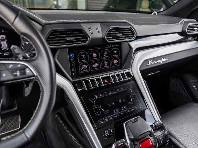 2019 Lamborghini Urus Base