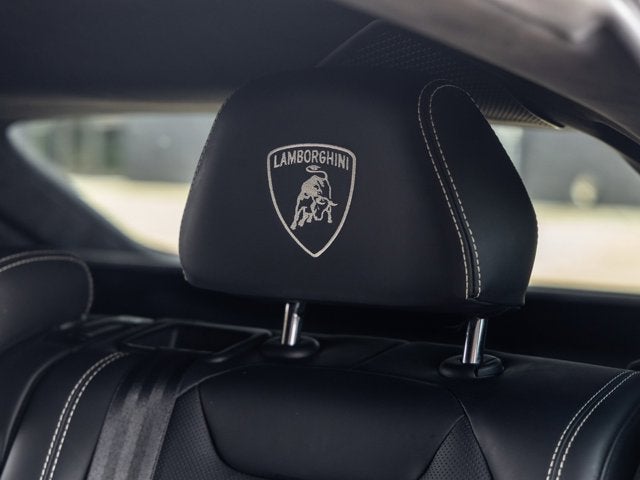 2019 Lamborghini Urus Base