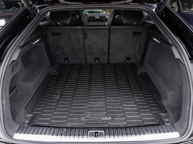 2019 Lamborghini Urus Base