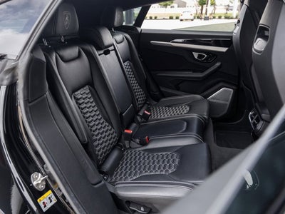 2019 Lamborghini Urus Base