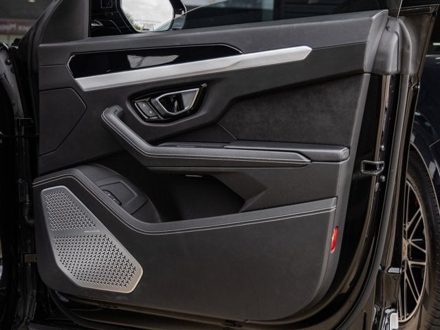 2019 Lamborghini Urus Base