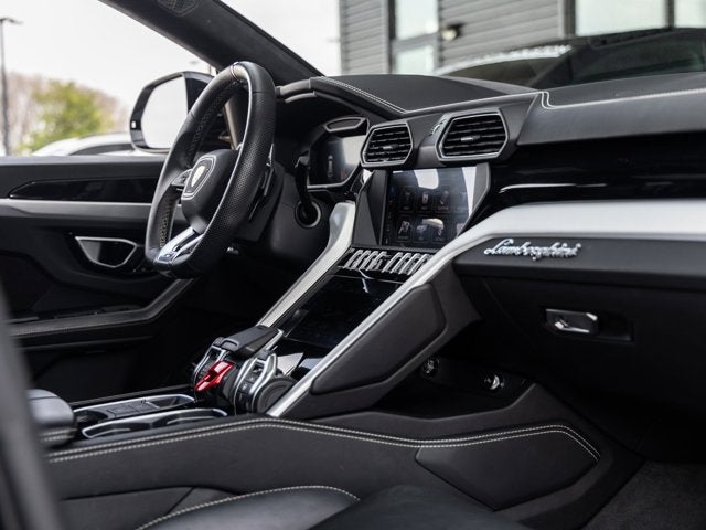 2019 Lamborghini Urus Base