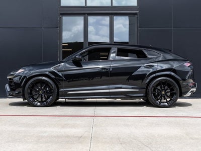 2019 Lamborghini Urus Base