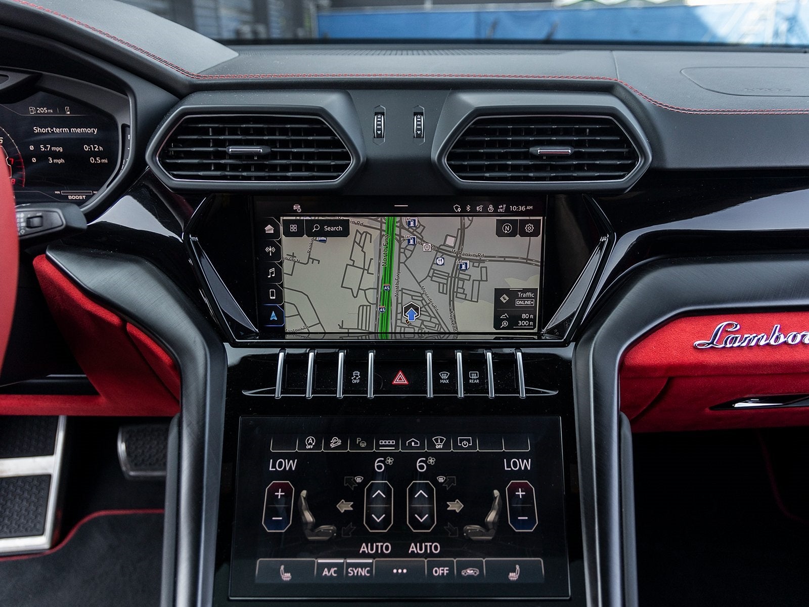 2022 Lamborghini Urus Base