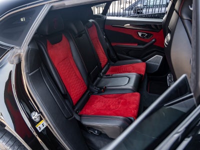 2022 Lamborghini Urus Base