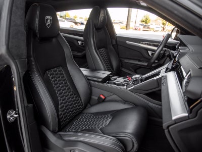 2021 Lamborghini Urus Base